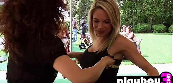 trendsGorgeous big tits model Chelsea posing and exposed her beautiful body